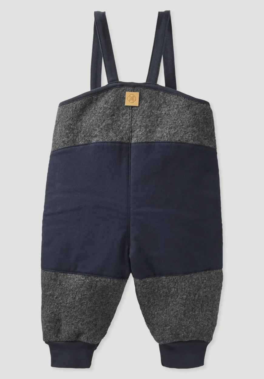 hessnatur Wollwalk Latzhose aus Bio-Merinowolle mit Nature Shell von| Hosen
